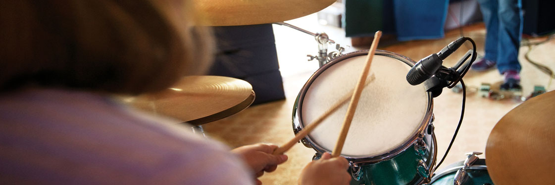SHURE PGA56-LC Cardioid Dynamic Snare / Tom Microphone SHURE PGA56-LC ไมค์จ่อเครื่องดนตรี ไมโครโฟน ไมค์สำหรับจ่อเครื่องดนตรี ไมค์สำหรับกลองสแนร์ และ กลองทอม