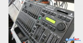 ผลงานการติดตั้ง ระบบเสียงเวทีการแสดง Live Sound เทศกาลปลายบาง รับบริการออกแบบ และติดตั้ง ระบบเสียง และระบบภาพ ระบบ Live sound เวทีการแสดง ระบบประชาสัมพันธ์