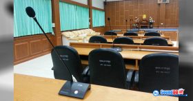 ผลงานการติดตั้ง ระบบเสียงห้องประชุม องค์การบริหารส่วนตำบลเกาะขนุน รับบริการออกแบบ และติดตั้ง ระบบเสียง และระบบภาพ ไมโครโฟนห้องประชุม Live sound เวทีการแสดง