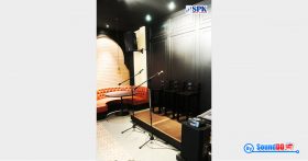 ผลงานการติดตั้ง ระบบเสียงเวทีแสดง ดนตรี ห้องจัดเลี้ยง ห้องคาราโอเกะ VIP ร้าน Calabanga รับบริการออกแบบ และติดตั้ง ระบบเสียง และระบบภาพ ด้วยทีมงานมืออาชีพ