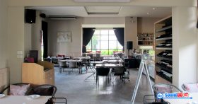 ผลงานการติดตั้ง ระบบเสียงเวทีแสดง ดนตรี ห้องจัดเลี้ยง ห้องคาราโอเกะ VIP ร้าน Lé Noir รังสิต รับบริการออกแบบ และติดตั้ง ระบบเสียง และระบบภาพ