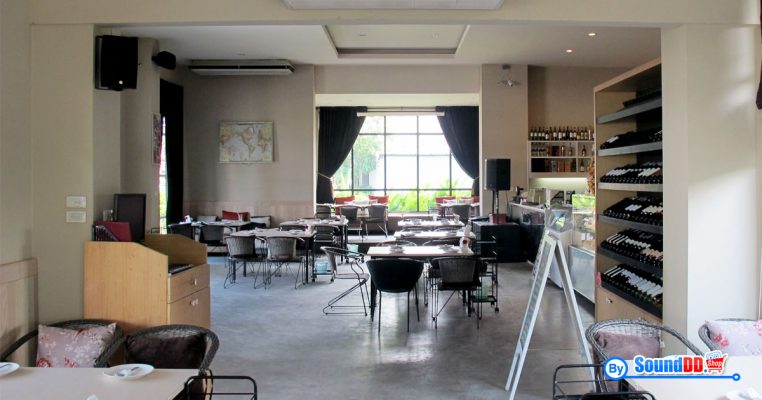 ผลงานการติดตั้ง ระบบเสียงเวทีแสดง ดนตรี ห้องจัดเลี้ยง ห้องคาราโอเกะ VIP ร้าน Lé Noir รังสิต รับบริการออกแบบ และติดตั้ง ระบบเสียง และระบบภาพ