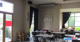 ผลงานการติดตั้ง ระบบเสียงเวทีแสดง ดนตรี ห้องจัดเลี้ยง ห้องคาราโอเกะ VIP ร้าน Lé Noir รังสิต รับบริการออกแบบ และติดตั้ง ระบบเสียง และระบบภาพ