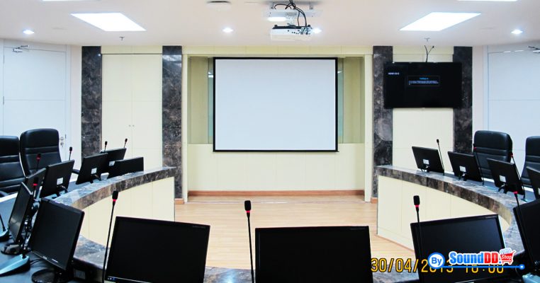 ผลงานการติดตั้ง ระบบเสียงห้องประชุม ไทยออย มาลี รับบริการออกแบบ และติดตั้ง ระบบเสียง และระบบภาพ เช่น ระบบเสียงห้องประชุม ด้วยทีมงานมืออาชีพ