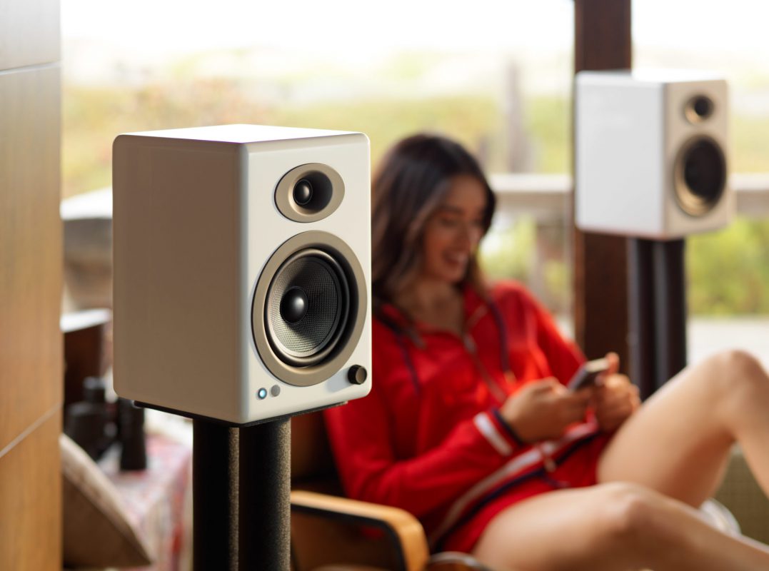 AUDIOENGINE A5+ WIRELESS SPEAKER SYSTEM