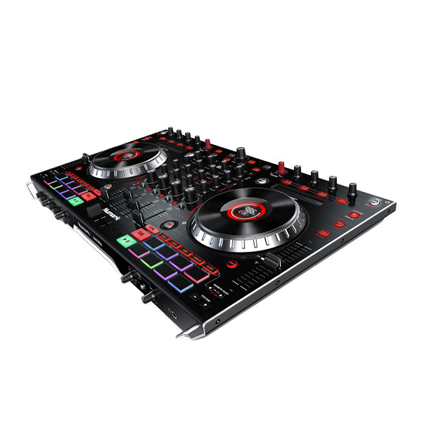 NUMARK NS6 II