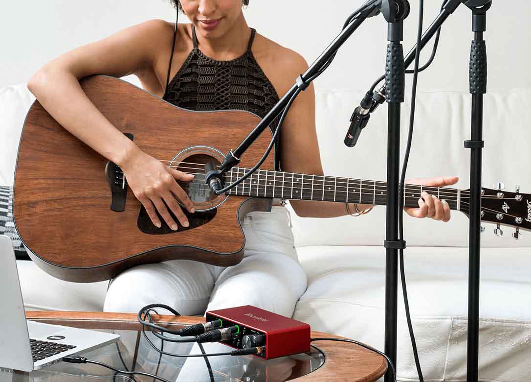FOCUSRITE SCARLETT 2I2 (3RD GEN)