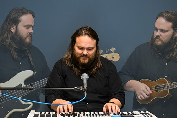 StudioLive AR8