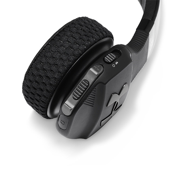 UA Sport Wireless Train