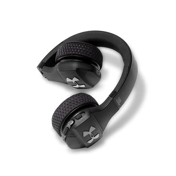 UA Sport Wireless Train