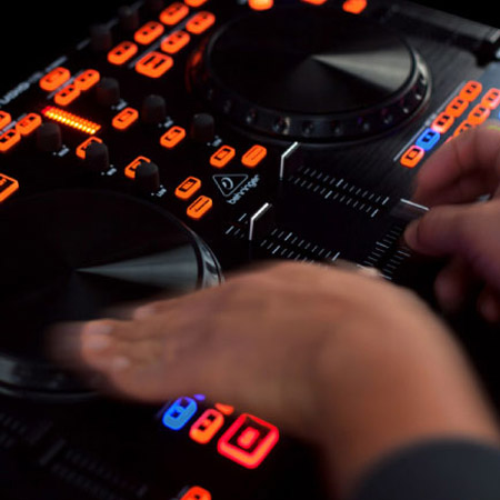CMD-STUDIO-4A-7