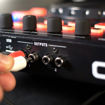 CMD-STUDIO-4A-4