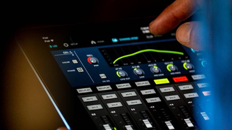 THE LIVETRAK L-20