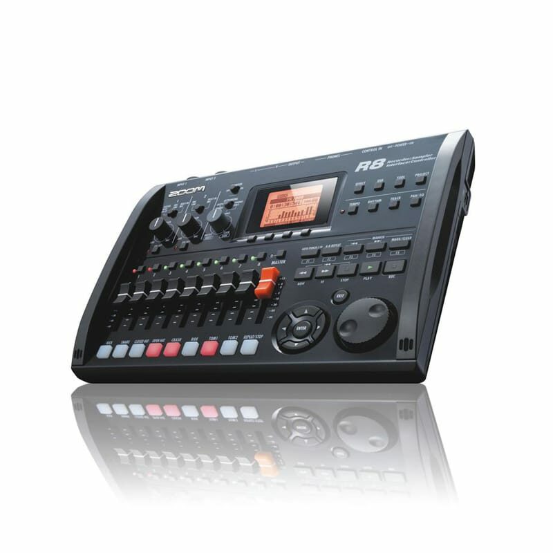 ZOOM R8 เครื่องบันทึกเสียงดิจิตอล