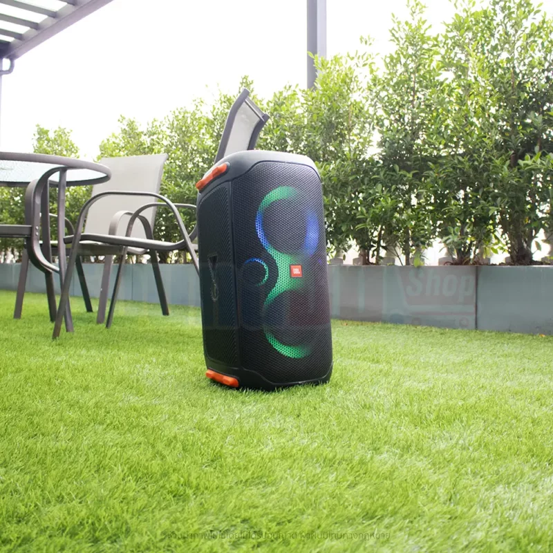 JBL PartyBox 110 ลำโพงบลูทูธไร้สาย ขนาด 2×5.25 นิ้ว 160 วัตต์ สำหรับปาร์ตี้ ด้วย Dynamic light show แบตใช้งานได้ 12 ชม.