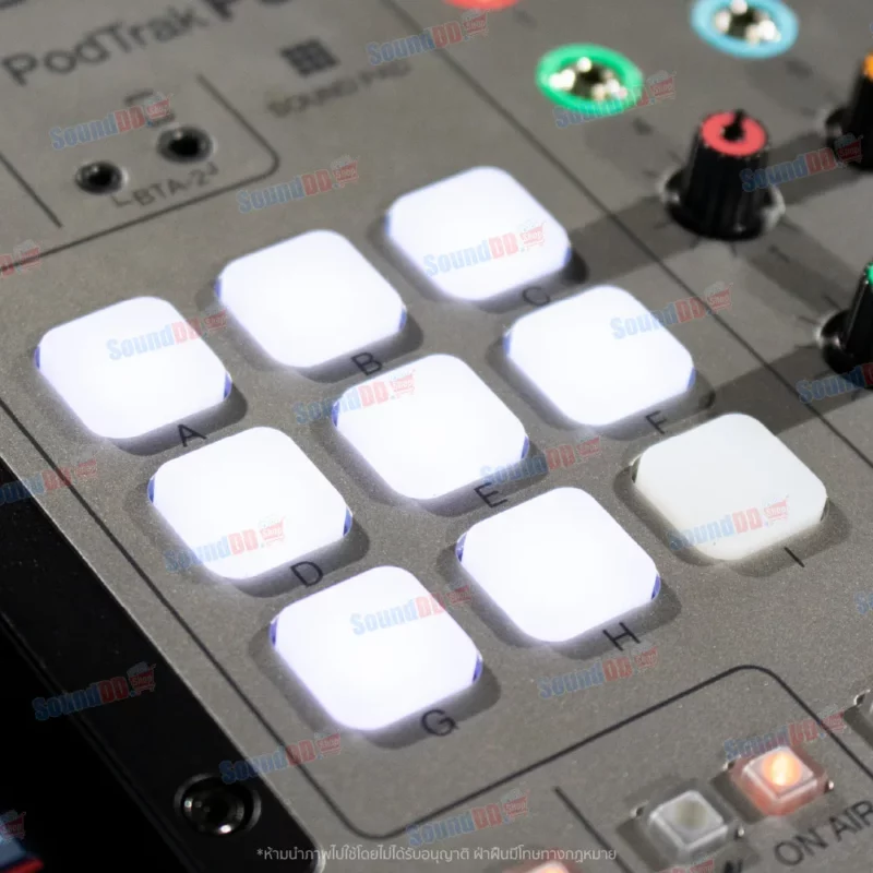 ZOOM PODTRAK P8 Podcast Recorder บันทึกพร้อมกันได้ถึง 13 track อินพุตไมค์ 6 ช่อง พร้อมขั้วต่อ XLR - Image 7