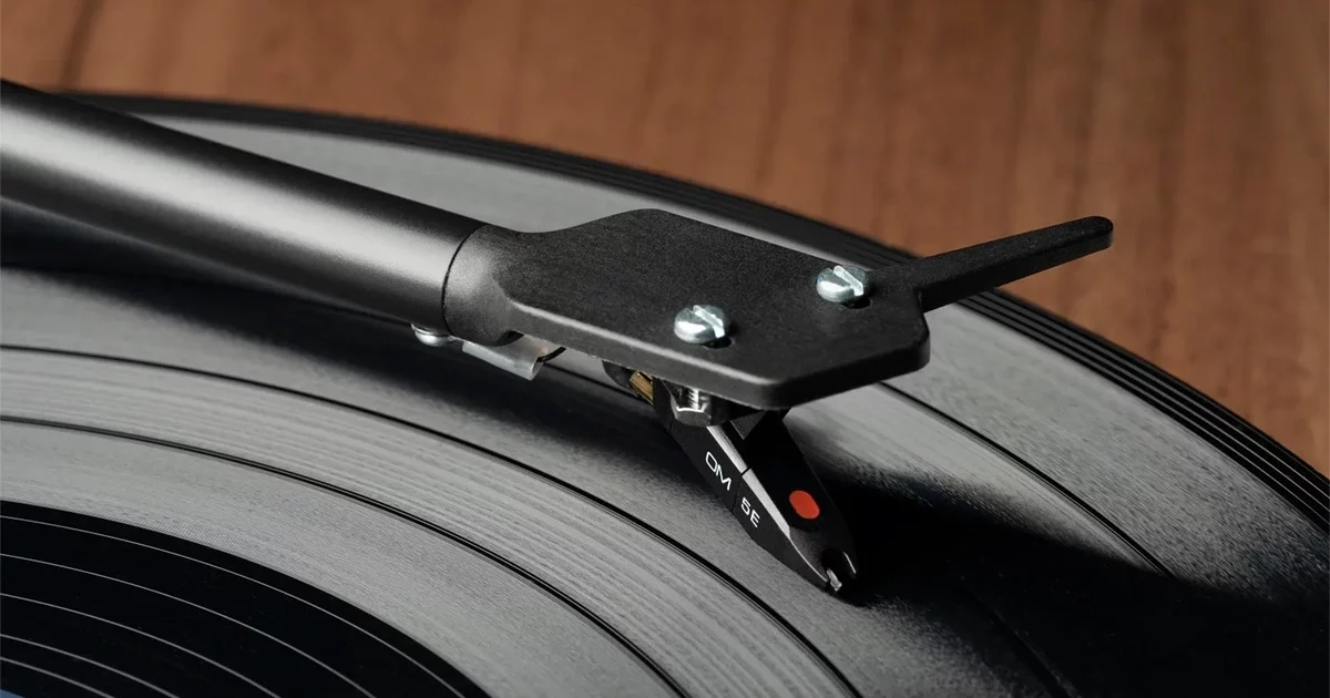 Plug & Play Entry Level Turntable