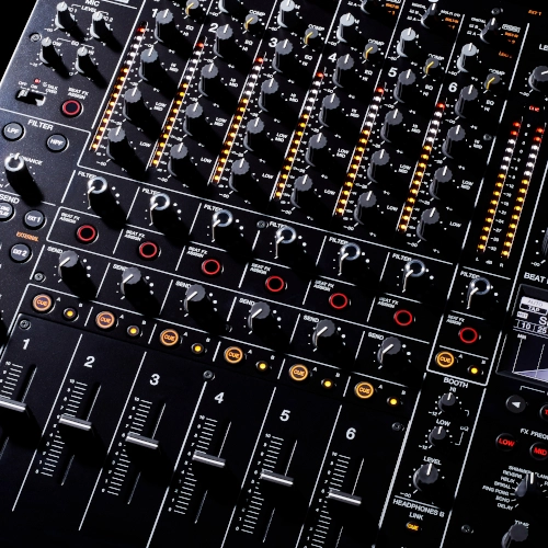 DJM-V10-LF