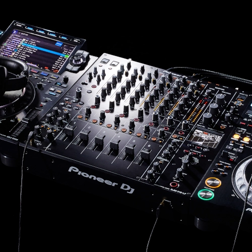 DJM-V10-LF